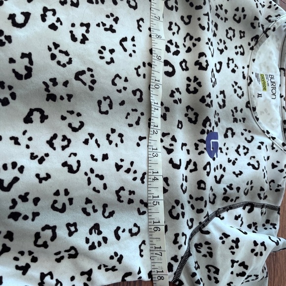 Burton Girls youth First Layer warmer Heartbreaker Crew Cat Print size xl - Picture 4 of 6